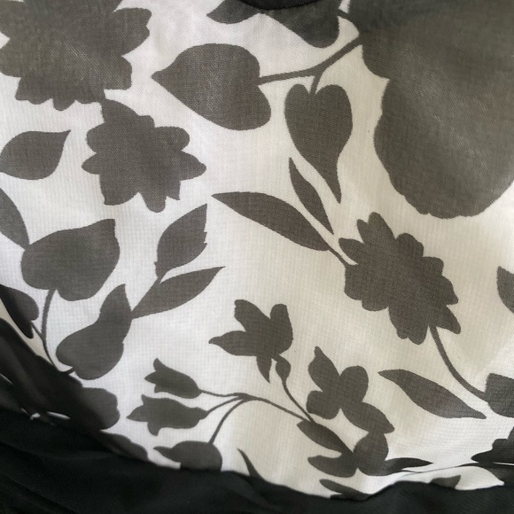 Beautiful Dress Barn Lined Black and White Frock - Picture 5 of 11